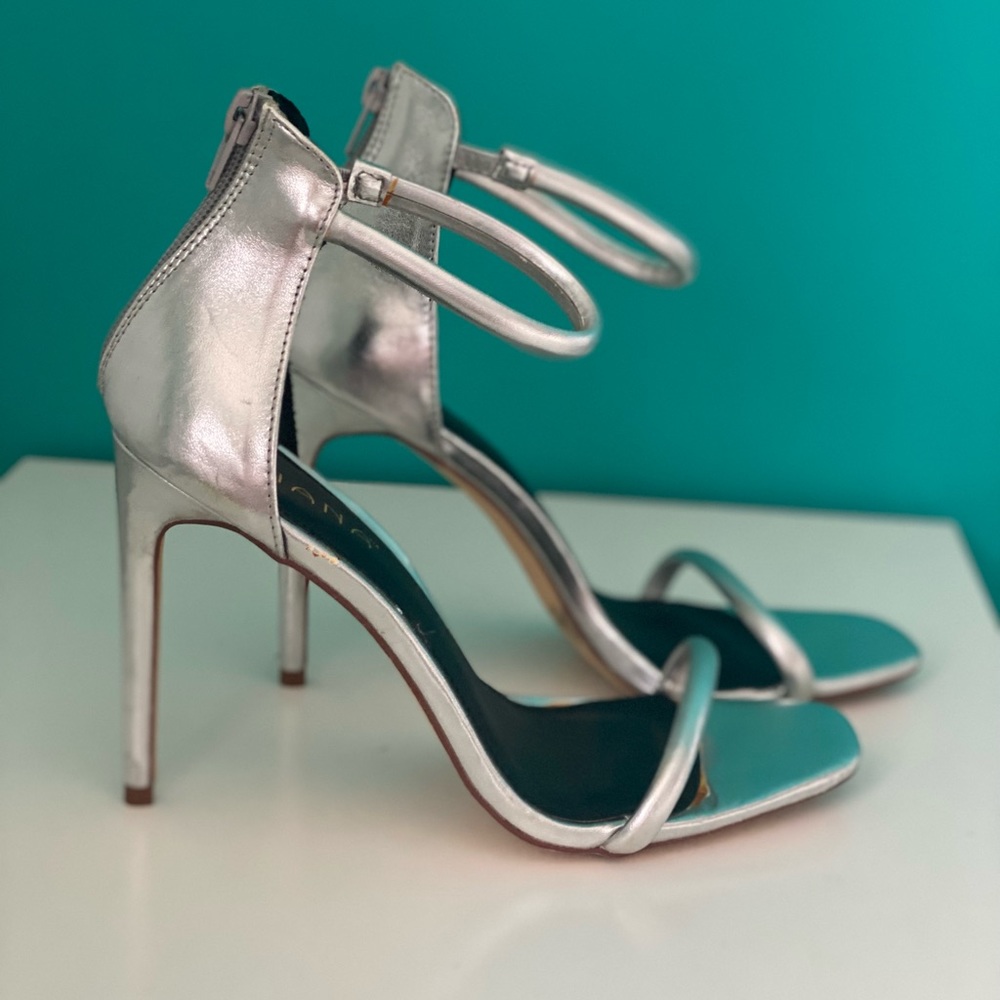 Metallic High Heels